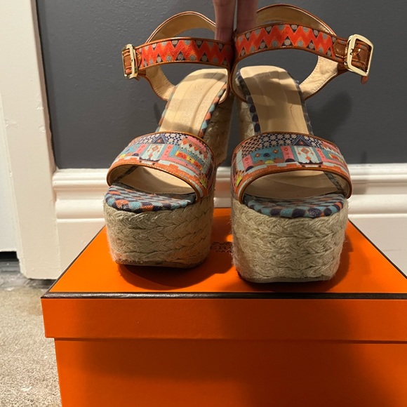 Platform Espadrilles- Must have! - Picture 7 of 7